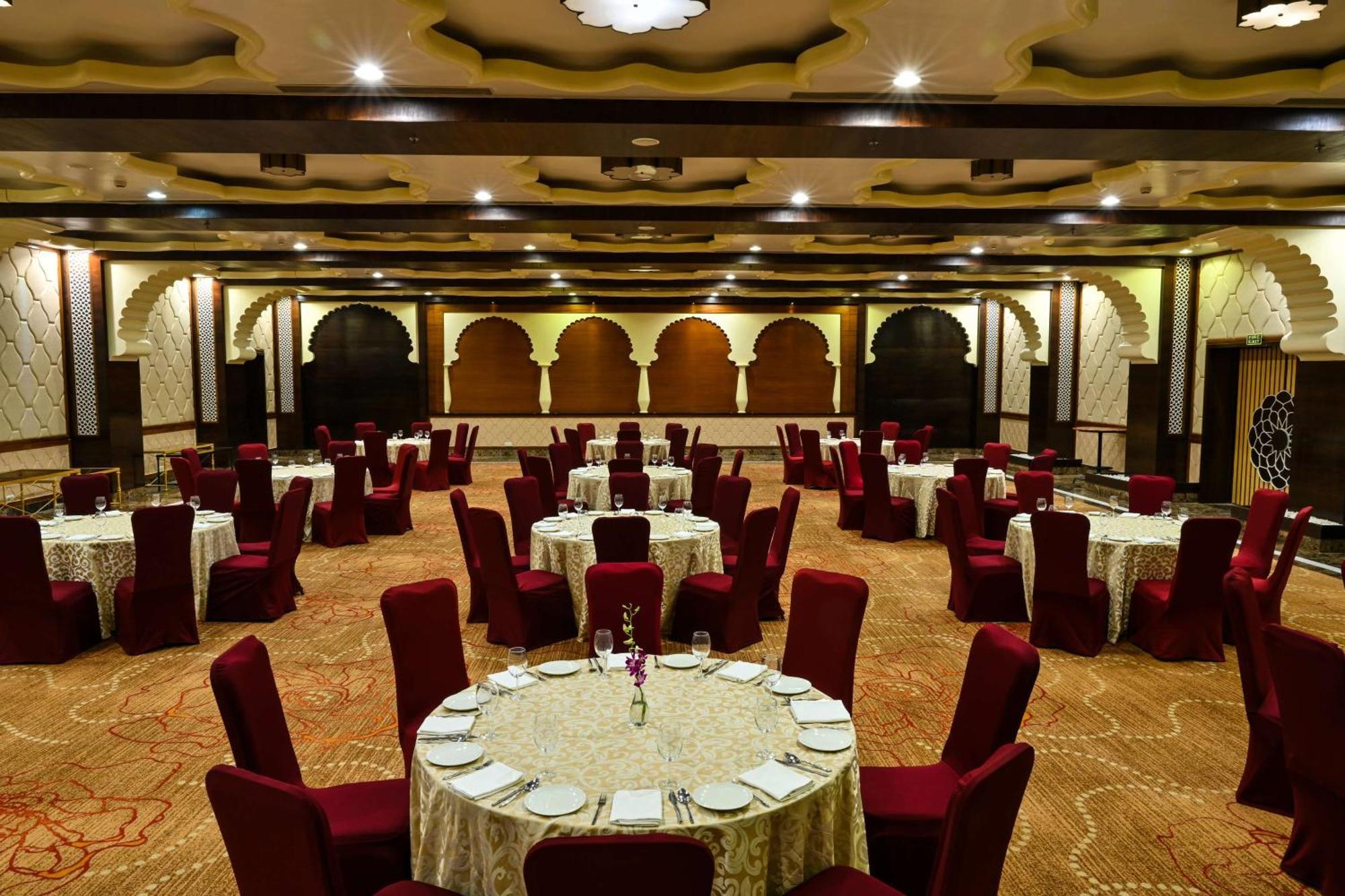 Radisson Jodhpur Otel Jodhpur  Dış mekan fotoğraf